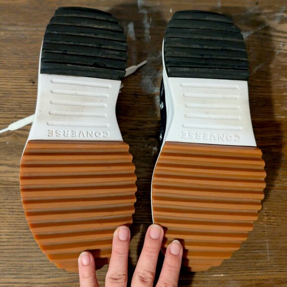 Converse Run Star Hike Low-Top Platform Sneaker Size 8 Women - Picture 5 of 7